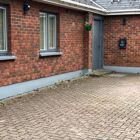 Halford House Hotel Leixlip Exterior photo